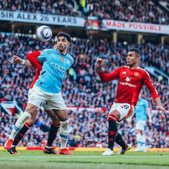 英超焦点:曼城在高温下客场战平利物浦,争冠悬念持续升温的简单介绍 英超焦点:曼城在高温下客场战平利物浦,争冠悬念持续升温的简单介绍