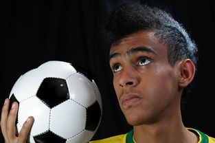 kaiyun中国官方网站-战术板上的奇迹：分析冠军球队的战术布局，冠军技巧